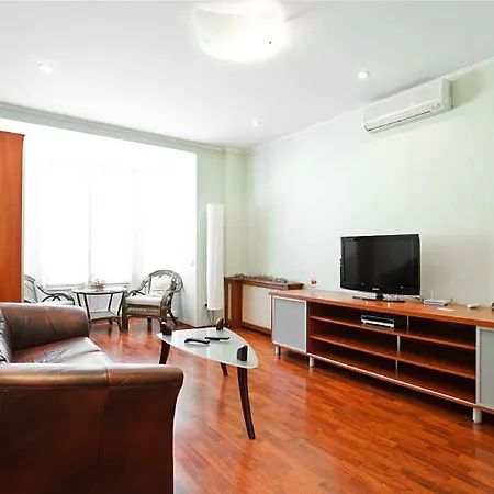 Apartment Nezavisimosti 74