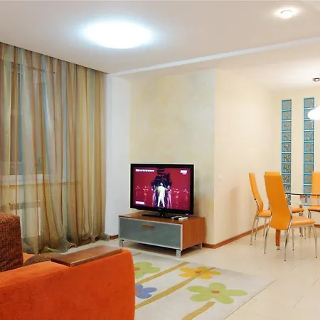Apartment Nezavisimosti 74